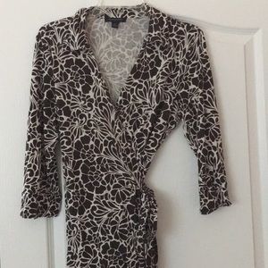 Banana Republic Factory wrap dress